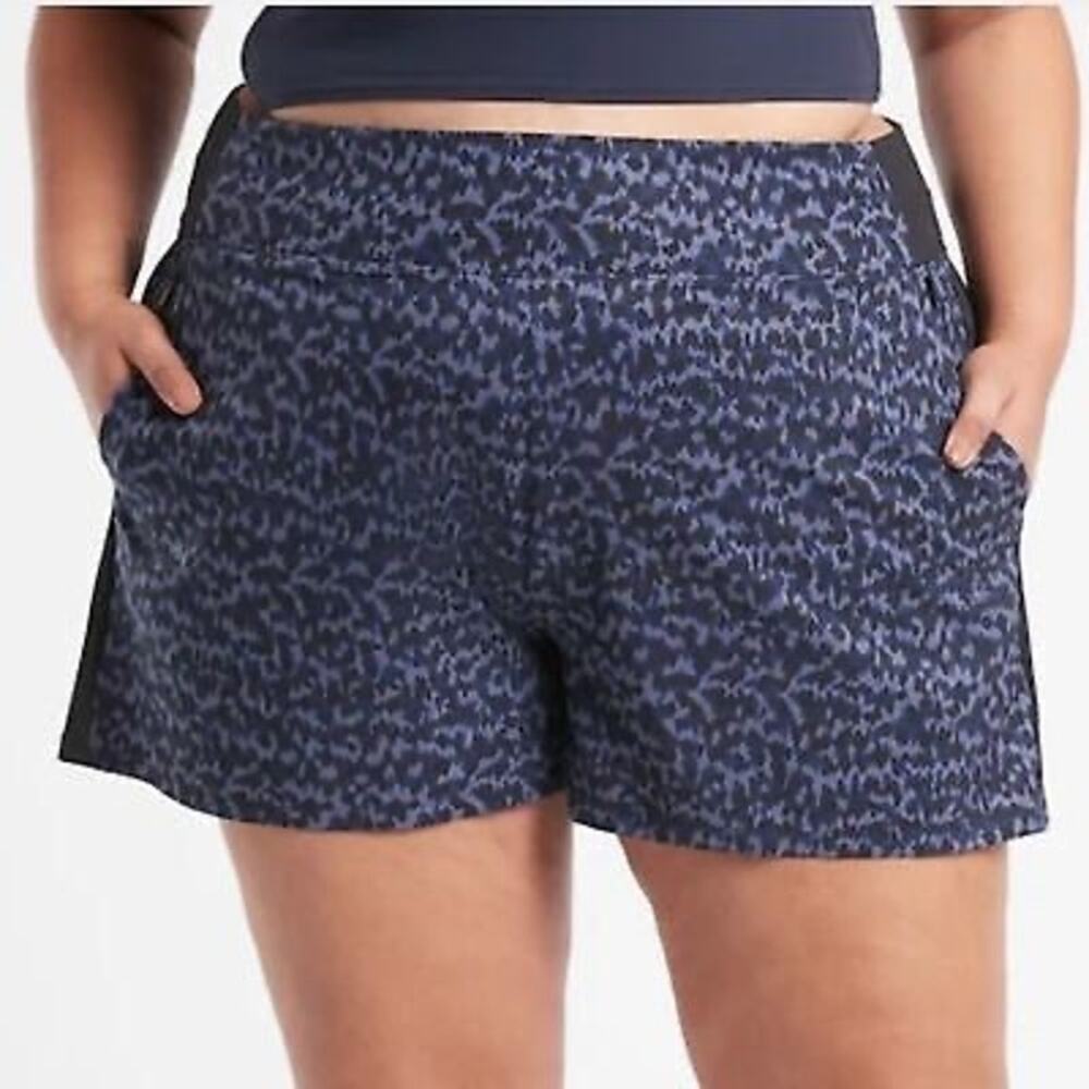 ATHLETA Brookyln Printed Shorts Allure Navy 18